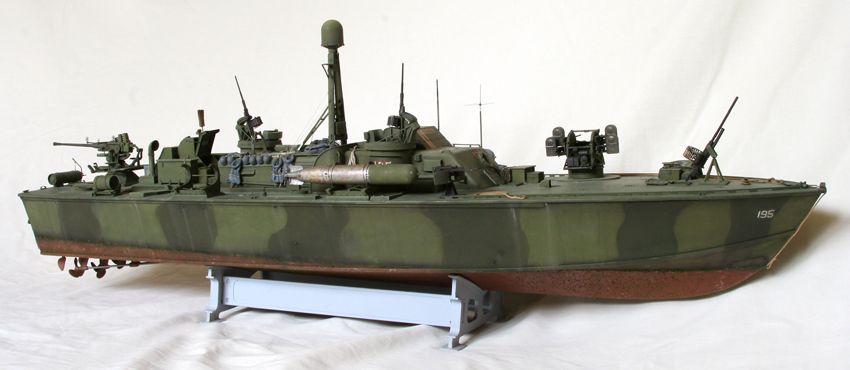 Stuart Hurley Italeri PT 195 Build