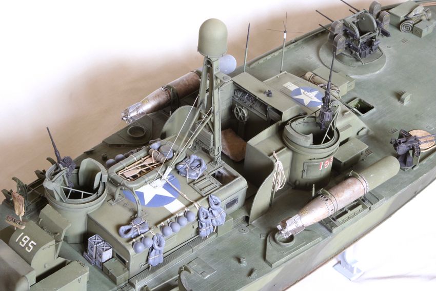 Stuart Hurley Italeri PT 195 Build