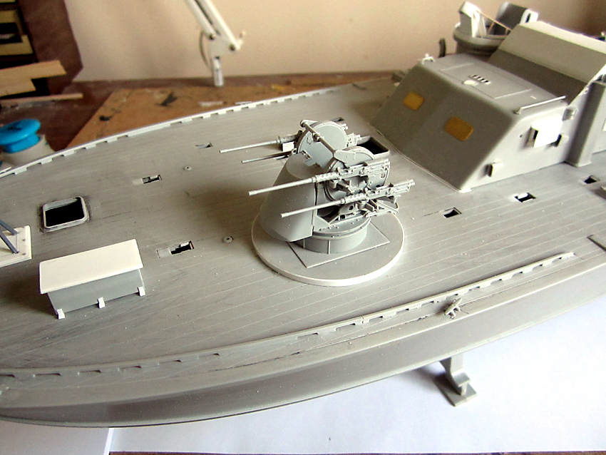 Stuart Hurley Italeri PT 195 Build