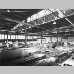 PT_Elco_80_Foot_Factory_Early_1942.jpg